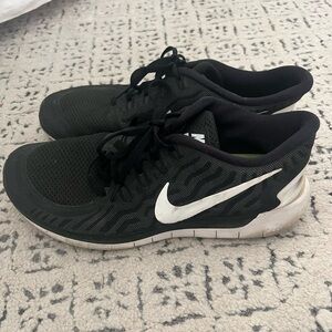 Nike Free 5.0 Sneakers